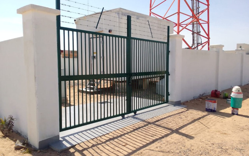 Commercial Gates